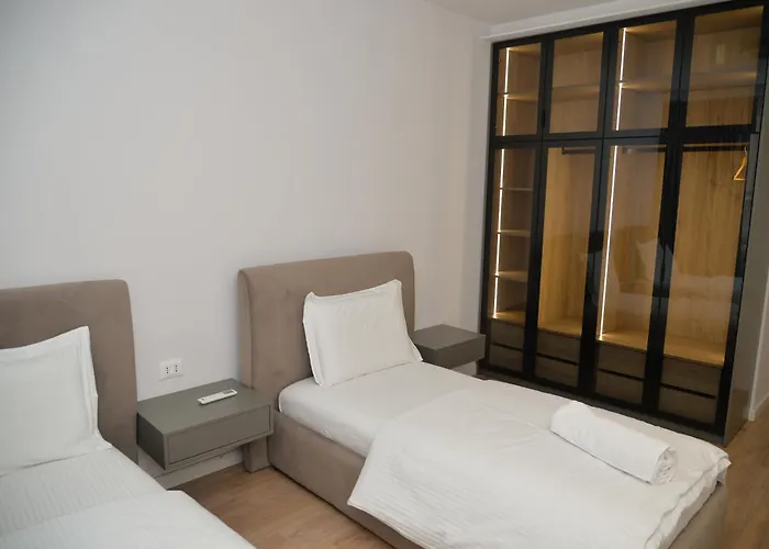 Hera Deluxe * 地拉那