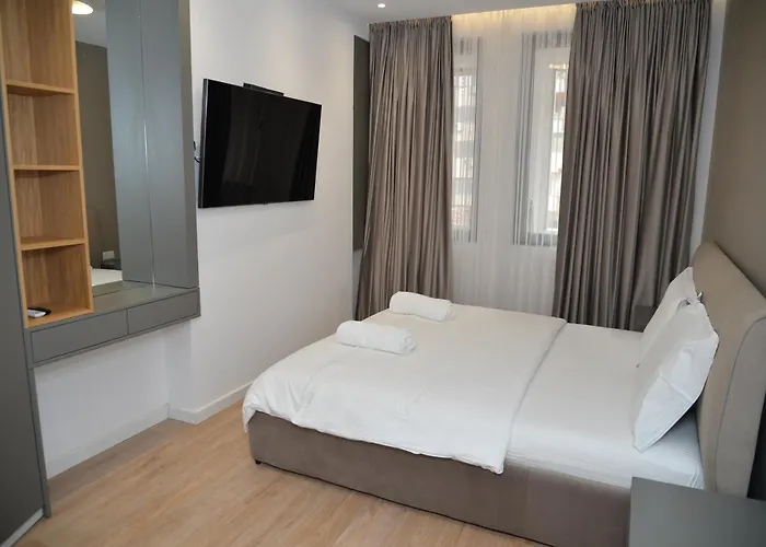 Hera Deluxe * 地拉那