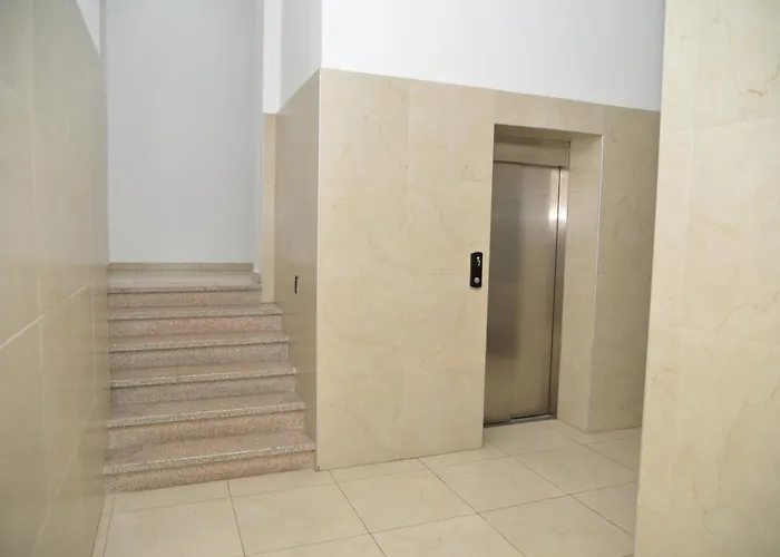 Hera Deluxe * 地拉那